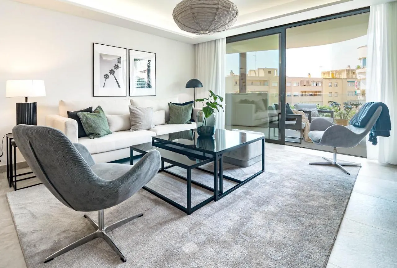 Inf33K- Stunning City Apartment Close To Beaches Εστεπόνα Ισπανία