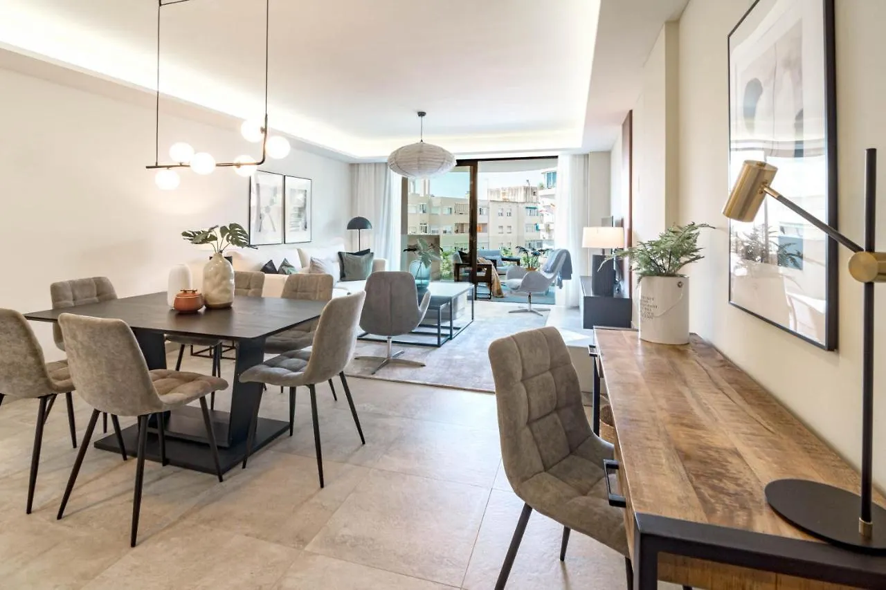 Inf33K- Stunning City Apartment Close To Beaches Εστεπόνα